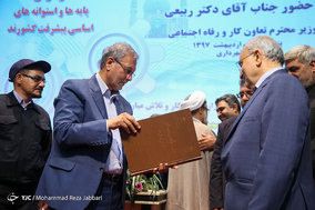 سفر وزیر تعاون،کار و رفاه اجتماعی به قم