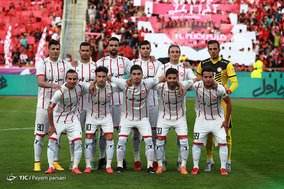 دیدار تیم های فوتبال پرسپولیس و سپید رود