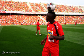 دیدار تیم های فوتبال پرسپولیس و سپید رود