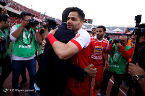 دیدار تیم های فوتبال پرسپولیس و سپید رود