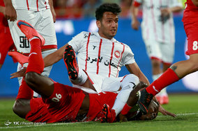 دیدار تیم های فوتبال پرسپولیس و سپید رود