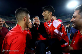 جشن قهرمانی تیم فوتبال پرسپولیس در لیگ برتر فوتبال