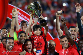 جشن قهرمانی تیم فوتبال پرسپولیس در لیگ برتر فوتبال