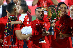 جشن قهرمانی تیم فوتبال پرسپولیس در لیگ برتر فوتبال