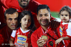 جشن قهرمانی تیم فوتبال پرسپولیس در لیگ برتر فوتبال