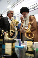 بازدید رهبر انقلاب اسلامی از نمایشگاه کالای ایرانی