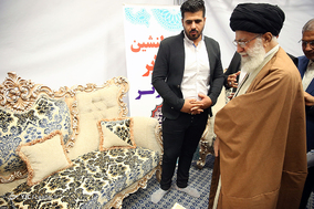 بازدید رهبر انقلاب اسلامی از نمایشگاه کالای ایرانی