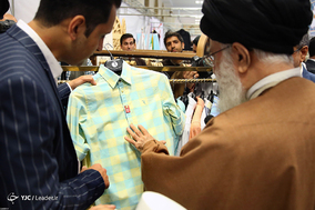 بازدید رهبر انقلاب اسلامی از نمایشگاه کالای ایرانی