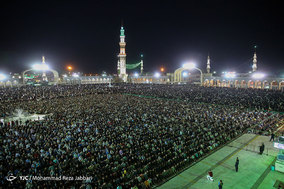 مسجد جمکران در روز میلاد حضرت مهدی(عج)