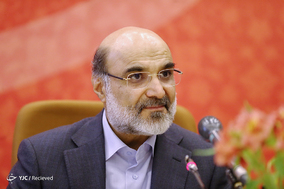 نشست رئیس رسانه ملی با هنرمندان عرصه پویا نمایی