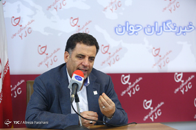 حضور رئیس جمعیت هلال احمر در باشگاه خبرنگاران جوان