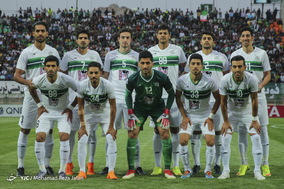 دیدار تیم های فوتبال ذوب آهن اصفهان و استقلال تهران