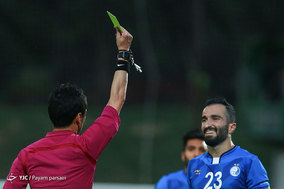 دیدار تیم های فوتبال ذوب آهن اصفهان و استقلال تهران-2