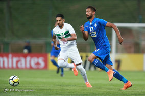 دیدار تیم های فوتبال ذوب آهن اصفهان و استقلال تهران-2