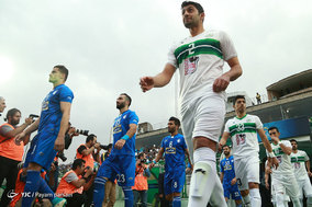 دیدار تیم های فوتبال ذوب آهن اصفهان و استقلال تهران-2
