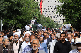 تشييع پيكر آیت‌الله ایمانی در شیراز