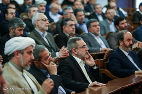 دیدار جمعی از مدیران آموزش و پرورش با رئیس مجلس شورای اسلامی