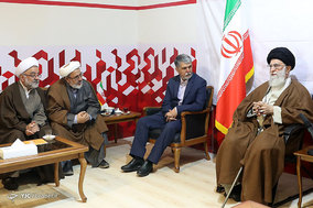بازدید رهبر انقلاب از سی و‌‌ یکمین نمایشگاه بین‌المللی کتاب تهران