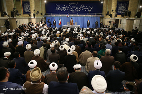 دیدار شرکت‌کنندگان در کنگره نقش شیعه در پیدایش و گسترش علوم اسلامی با رهبر معظم انقلاب