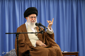 دیدار شرکت‌کنندگان در کنگره نقش شیعه در پیدایش و گسترش علوم اسلامی با رهبر معظم انقلاب