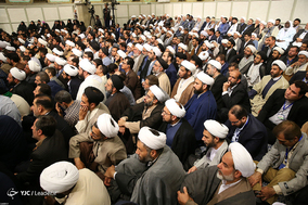 دیدار شرکت‌کنندگان در کنگره نقش شیعه در پیدایش و گسترش علوم اسلامی با رهبر معظم انقلاب