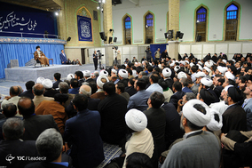 دیدار شرکت‌کنندگان در کنگره نقش شیعه در پیدایش و گسترش علوم اسلامی با رهبر معظم انقلاب