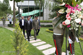 مراسم استقبال رسمی از وزیر دفاع افغانستان