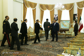 دیدار وزیر دفاع افغانستان با علی شمخانی
