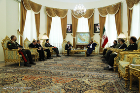دیدار وزیر دفاع افغانستان با علی شمخانی
