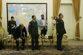 دیدار وزیر دفاع افغانستان با علی شمخانی