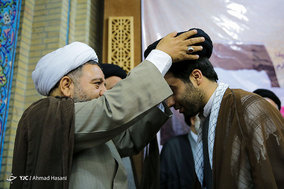 مراسم عمامه گذاری طلاب حوزه علمیه خراسان