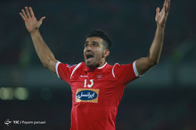 دیدار تیم های فوتبال پرسپولیس و الجزیره