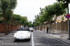 رژه خودروهای کلاسیک در تهران