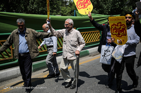 راهپیمایی نمازگزاران تهرانی در محکومیت انتقال سفارت آمریکا به قدس