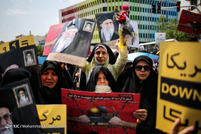 راهپیمایی نمازگزاران تهرانی در محکومیت انتقال سفارت آمریکا به قدس
