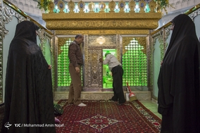 غبارروبی آستان مقدس امام زاده عبدالله همدان