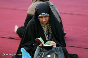 مراسم سفره افطاری در میدان امام حسین(ع)