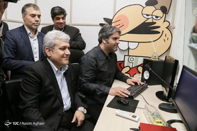 بازدید معاون علمی و فناوری رئیس جمهور از شرکت دانش بنیان و استارتاپی 