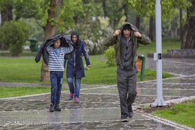 بارش باران بهاری در همدان