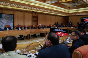 یازدهمین جلسه مرکزی ستاد اربعین عصر امروز چهارشنبه چهارم مهرماه با حضور عبدالرضا رحمانی فضلی وزیر کشور در وزارت کشور برگزار شد.