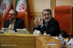 یازدهمین جلسه مرکزی ستاد اربعین عصر امروز چهارشنبه چهارم مهرماه با حضور عبدالرضا رحمانی فضلی وزیر کشور در وزارت کشور برگزار شد.