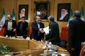 یازدهمین جلسه مرکزی ستاد اربعین عصر امروز چهارشنبه چهارم مهرماه با حضور عبدالرضا رحمانی فضلی وزیر کشور در وزارت کشور برگزار شد.