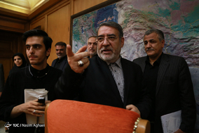 یازدهمین جلسه مرکزی ستاد اربعین عصر امروز چهارشنبه چهارم مهرماه با حضور عبدالرضا رحمانی فضلی وزیر کشور در وزارت کشور برگزار شد.