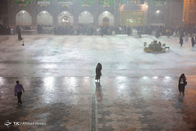 بارش رحمت الهی در مشهد مقدس