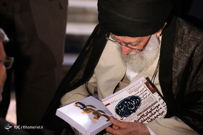 دیدار شاعران و استادان زبان و ادب پارسی با مقام معظم رهبری