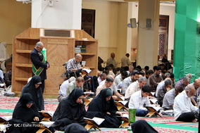 محفل انس با قرآن کریم در حرم شاهچراغ (ع) شیراز