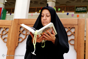 محفل انس با قرآن کریم در حرم شاهچراغ (ع) شیراز