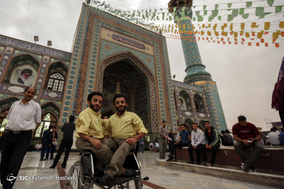 افطار روزه داران در امام زاده صالح (ع)