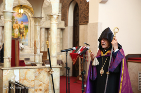 مراسم بزرگداشت امام خمینی (ره) در کلیسای سرکیس مقدس