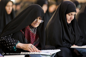 جزء خوانی قرآن کریم در حسینیه گلزار شهدا همدان